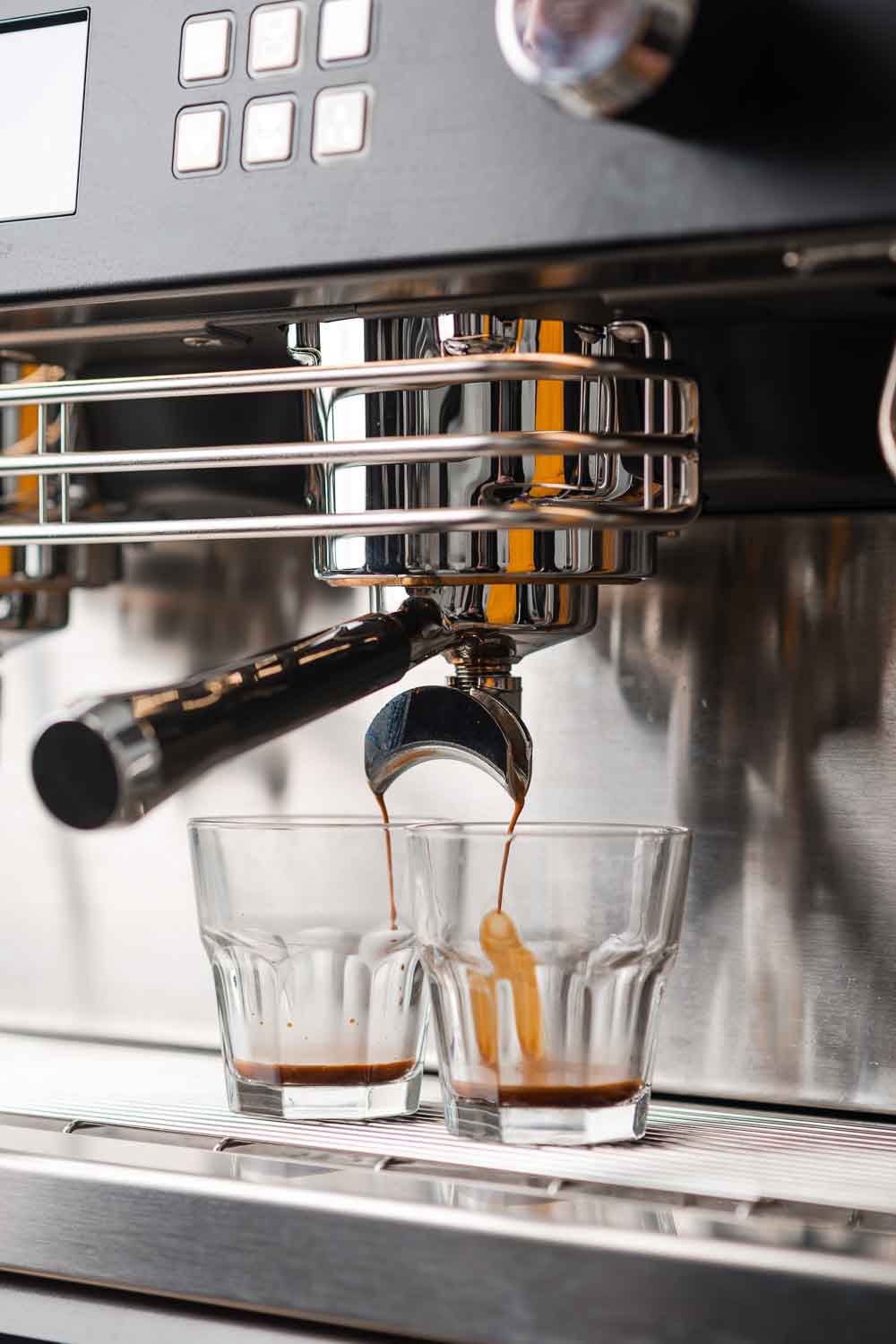 Barista training: hands-on learning and coffee craftsmanship in action.